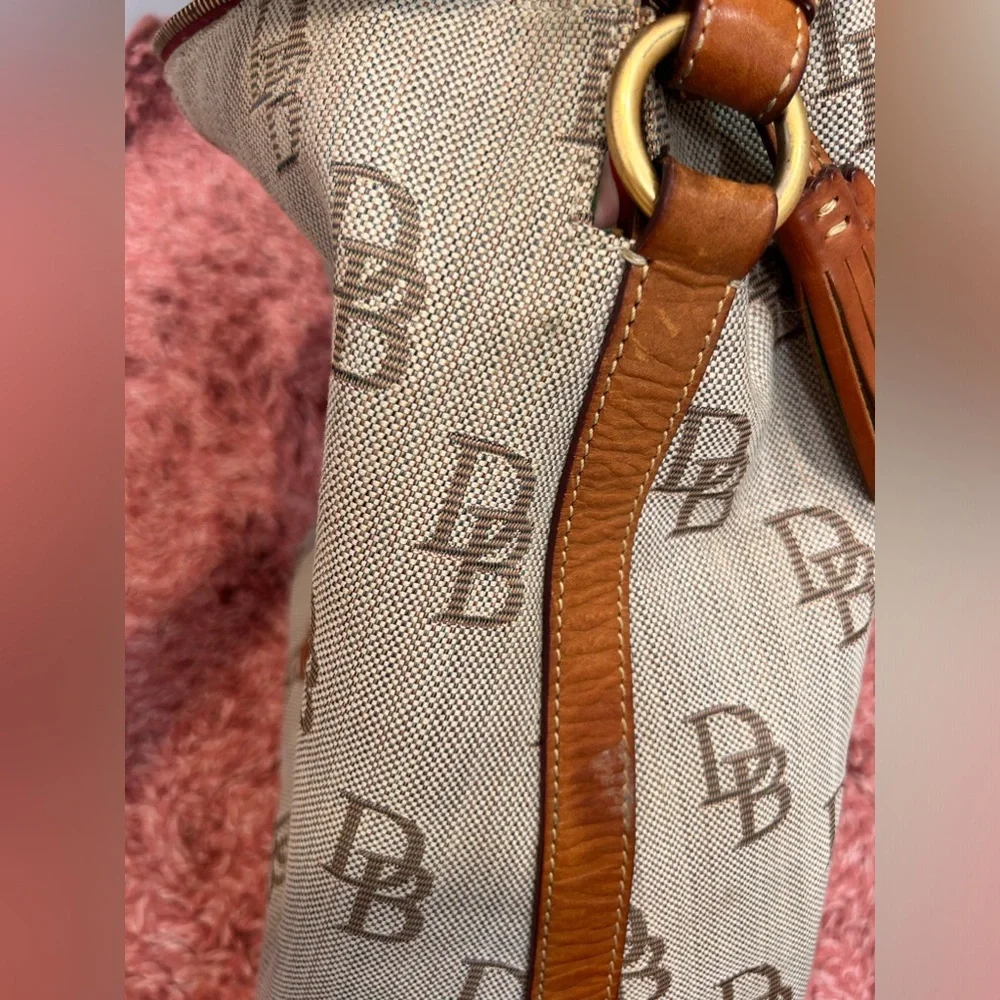 Dooney and Bourke Tulip Tassel Tote Handbag - vintage - big logos